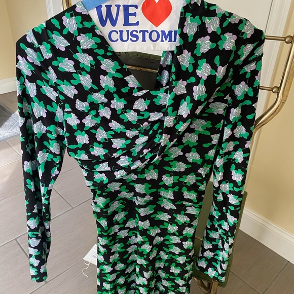 Dot blossom bright green off the shoulder dress - Picture 3 of 9